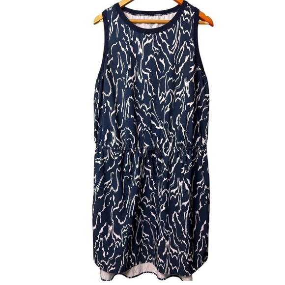 Athleta Rincon Dress - Picture 5 of 9